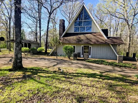 820 Hurricane Hill Drive Waynesboro TN 38485