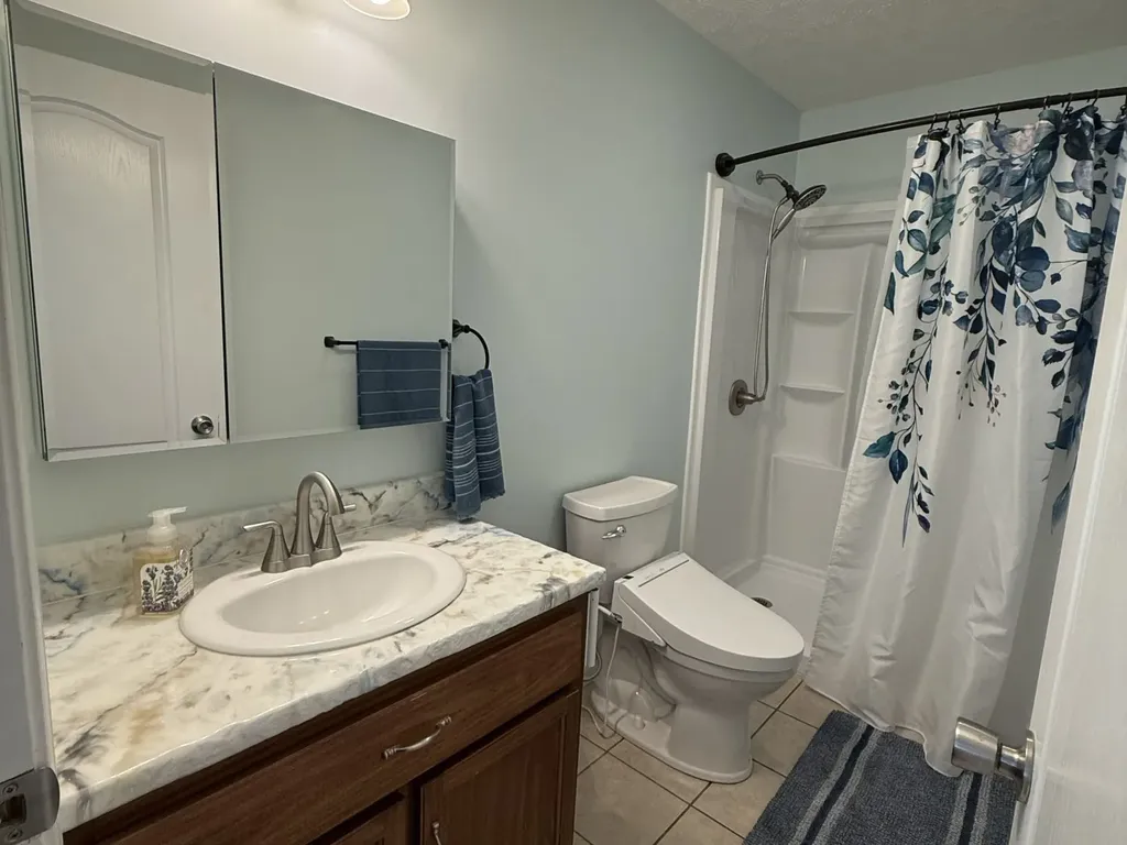 379 Williams Road Lafayette TN 37083