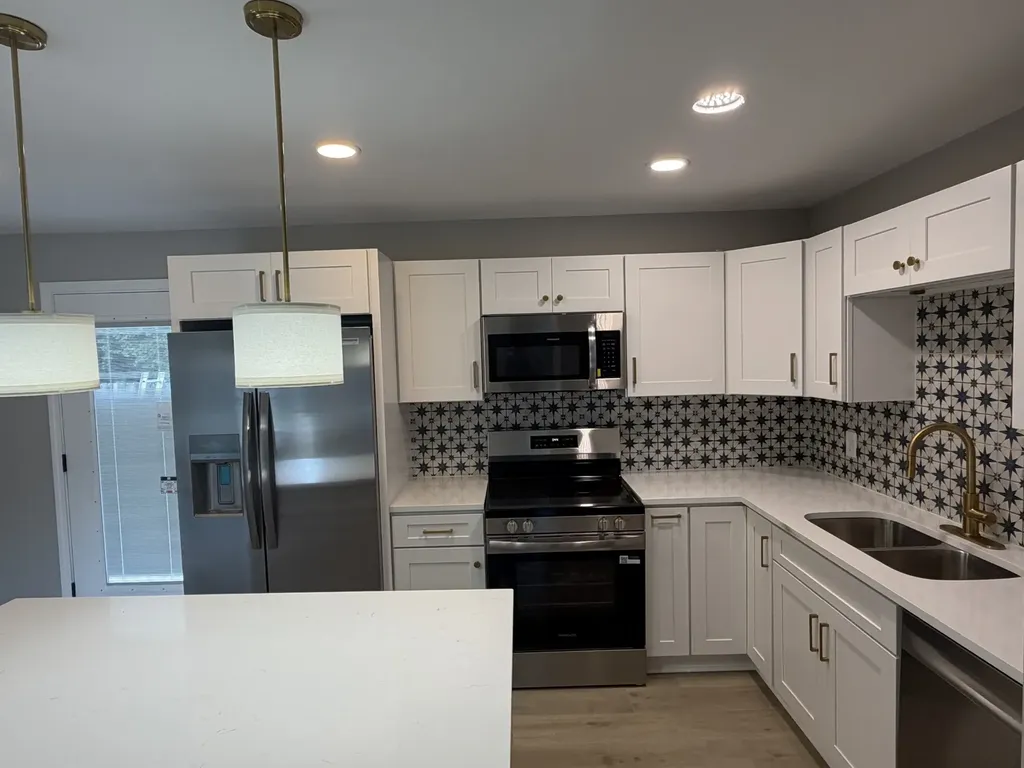 683 Shelton Court Clarksville TN 37040