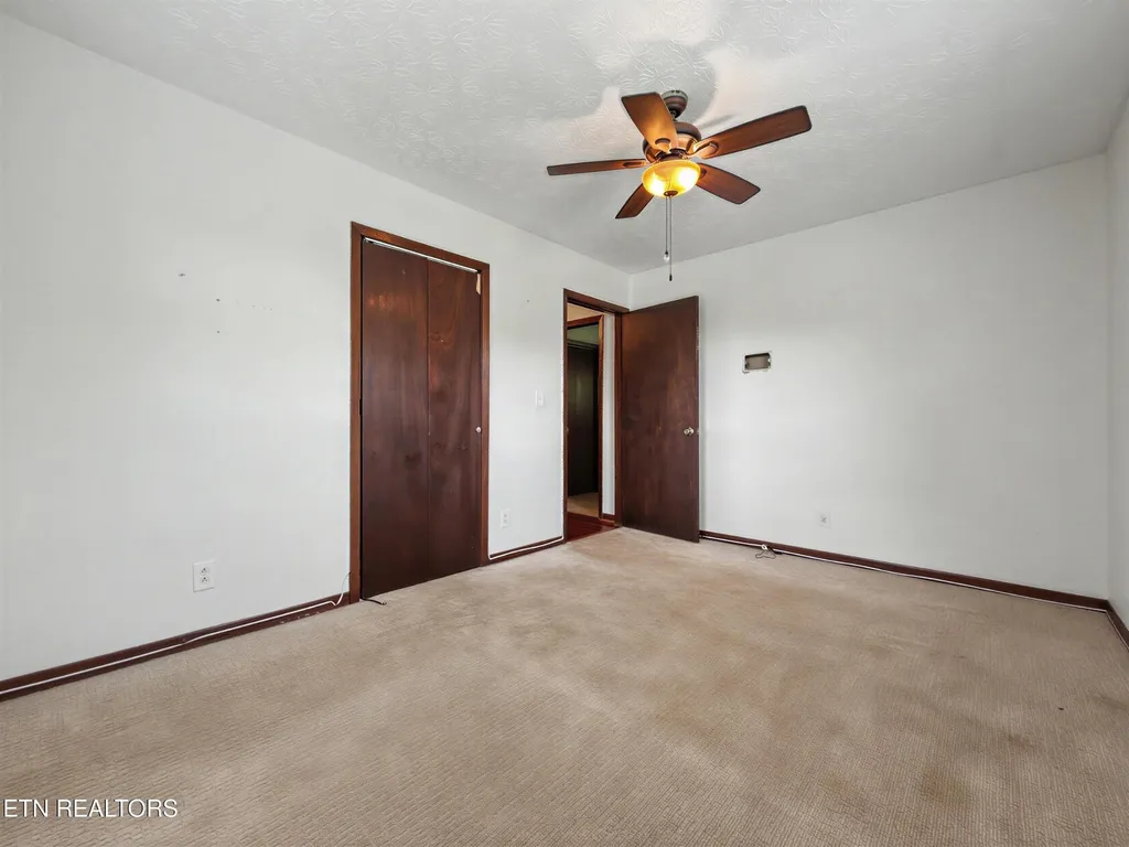 1421 Mount Vista Drive Knoxville TN 37920