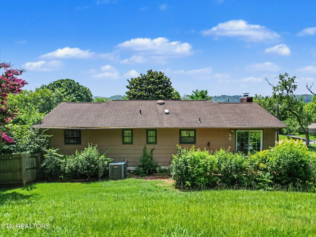 1421 Mount Vista Drive Knoxville TN 37920