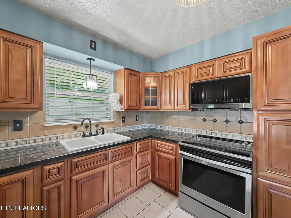 1421 Mount Vista Drive Knoxville TN 37920