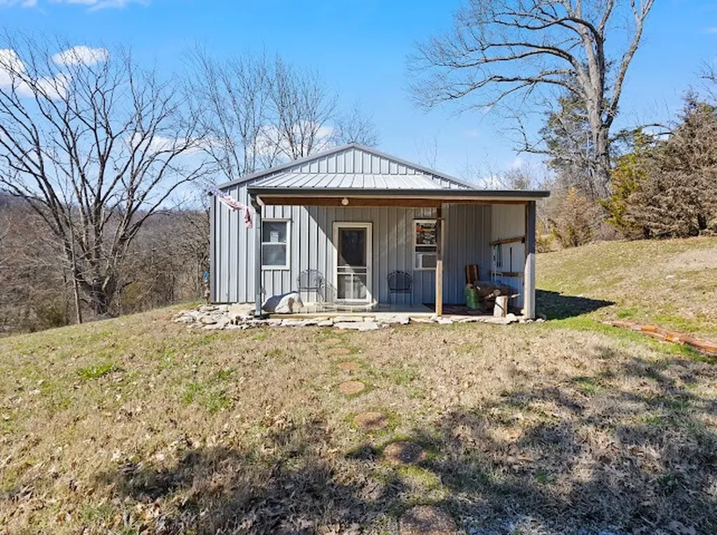 474 Bartlett Hollow Road Petersburg TN 37144