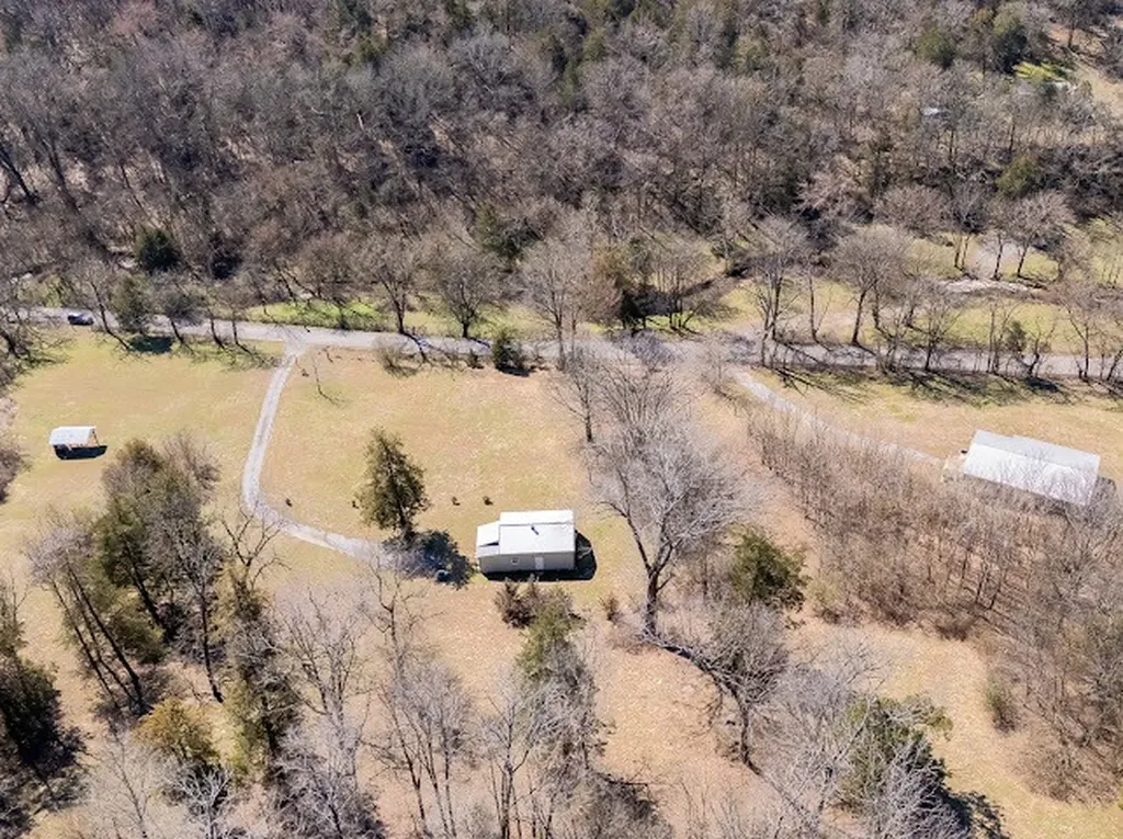 474 Bartlett Hollow Road Petersburg TN 37144