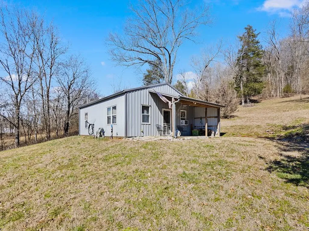 474 Bartlett Hollow Road Petersburg TN 37144