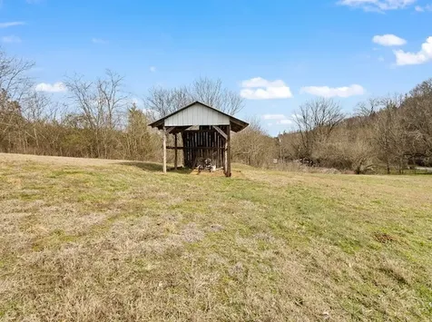 474 Bartlett Hollow Road Petersburg TN 37144
