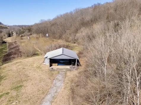 474 Bartlett Hollow Road Petersburg TN 37144