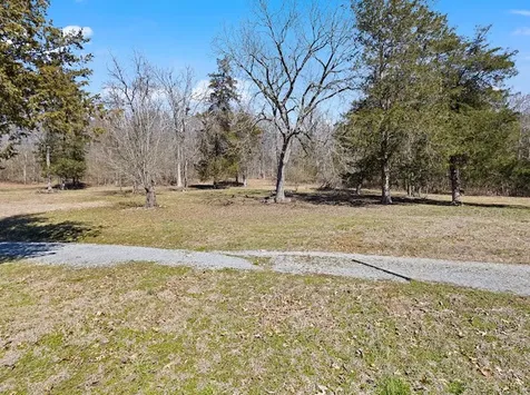 474 Bartlett Hollow Road Petersburg TN 37144