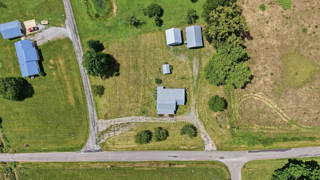 469 Fred Cooper Road Mcminnville TN 37110