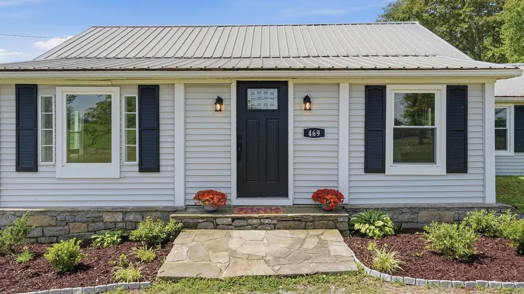 469 Fred Cooper Road Mcminnville TN 37110