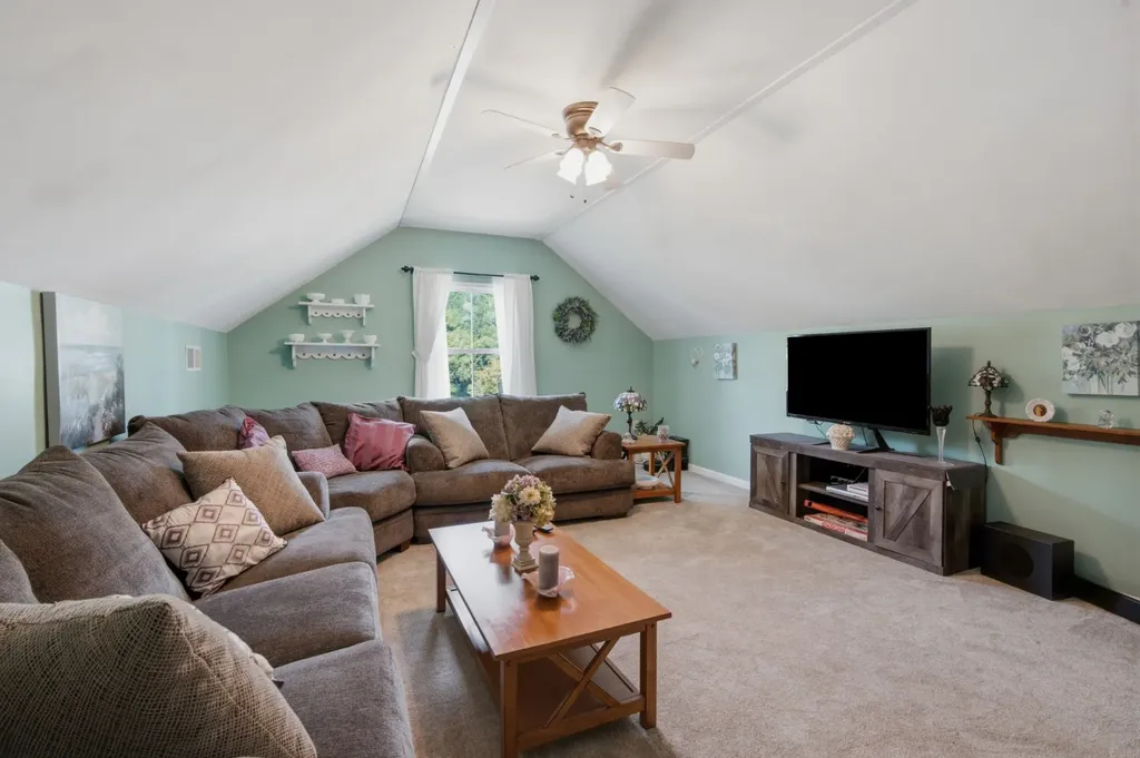 102 Cross Cove Court Hendersonville TN 37075