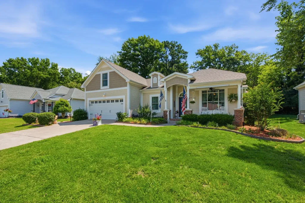 102 Cross Cove Court Hendersonville TN 37075