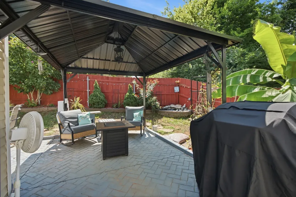 102 Cross Cove Court Hendersonville TN 37075