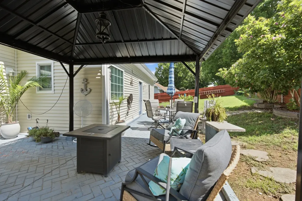 102 Cross Cove Court Hendersonville TN 37075
