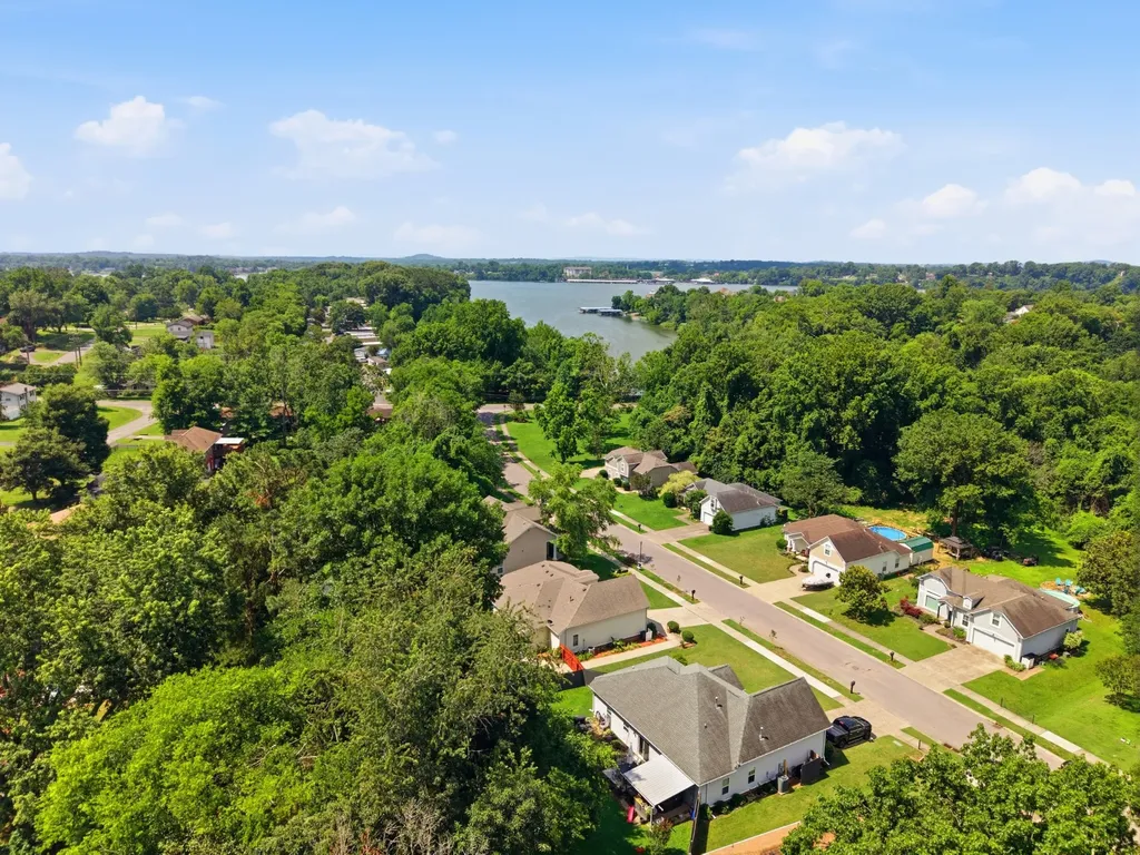 102 Cross Cove Court Hendersonville TN 37075