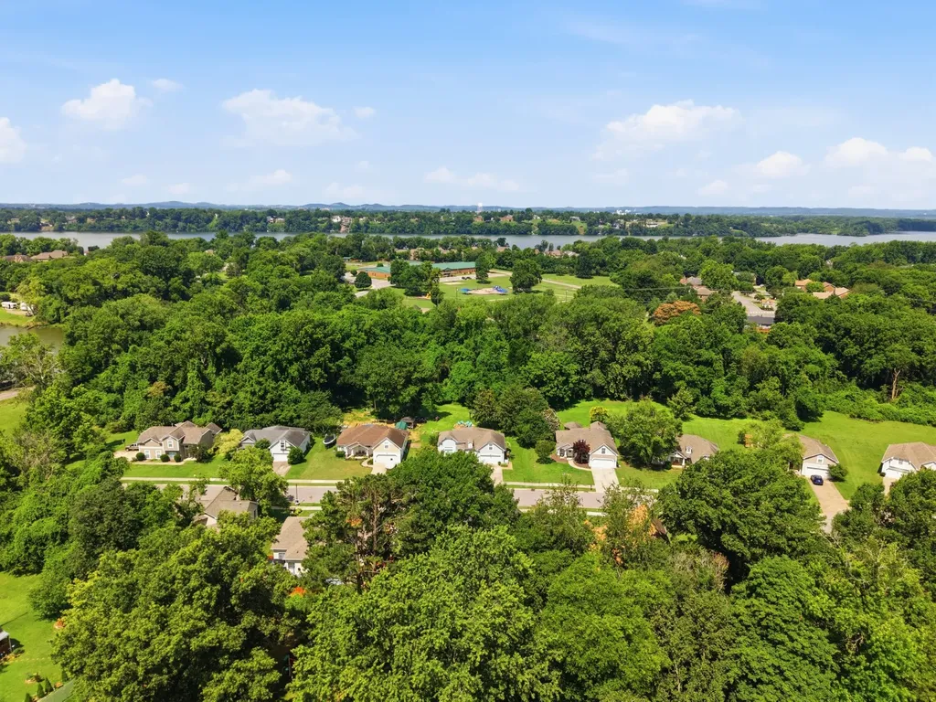 102 Cross Cove Court Hendersonville TN 37075