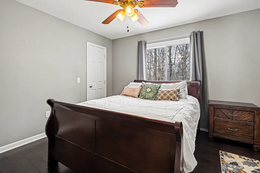 201 Glenwood Drive Goodlettsville TN 37072