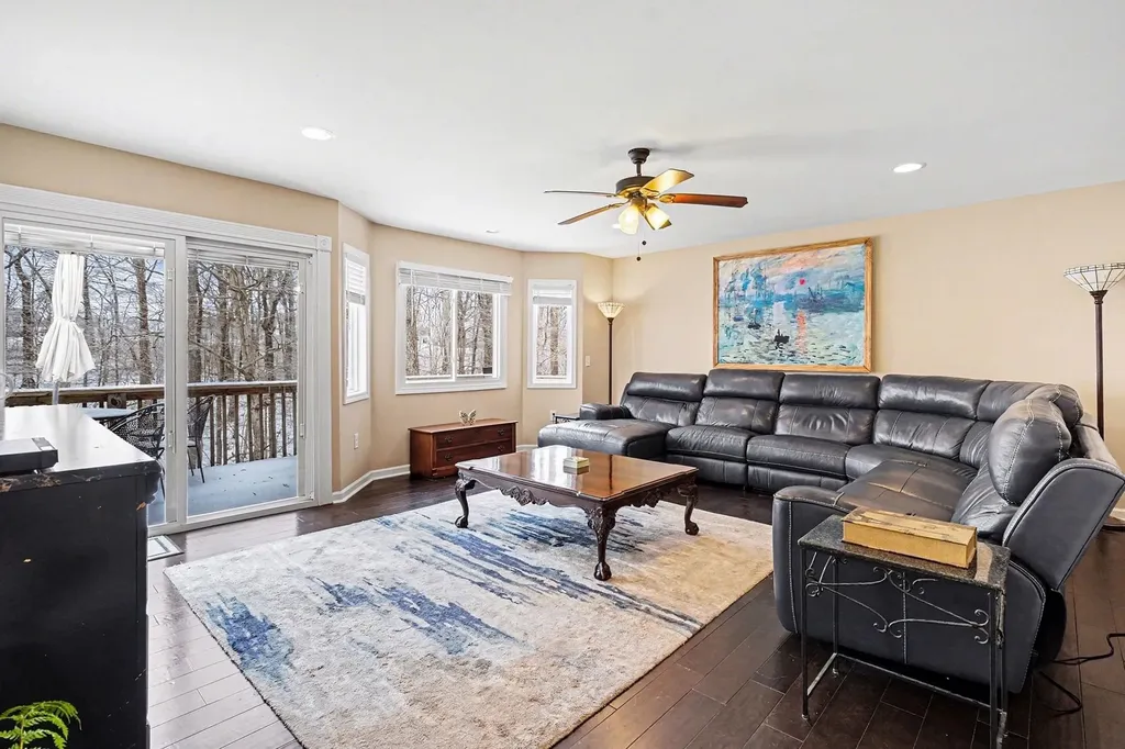 201 Glenwood Drive Goodlettsville TN 37072