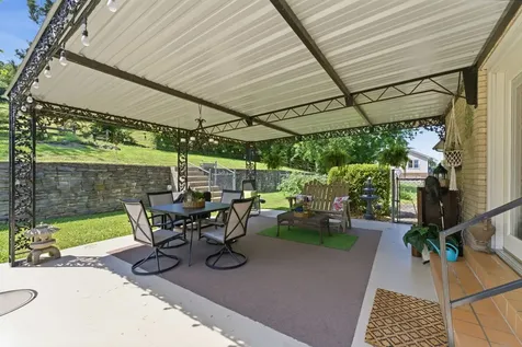 899 Carters Creek Pike Columbia TN 38401