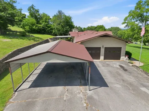 899 Carters Creek Pike Columbia TN 38401