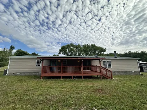 7287 Pinewood Road Nunnelly TN 37137
