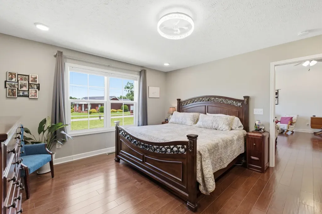 100 Hayden Drake Lane Lafayette TN 37083