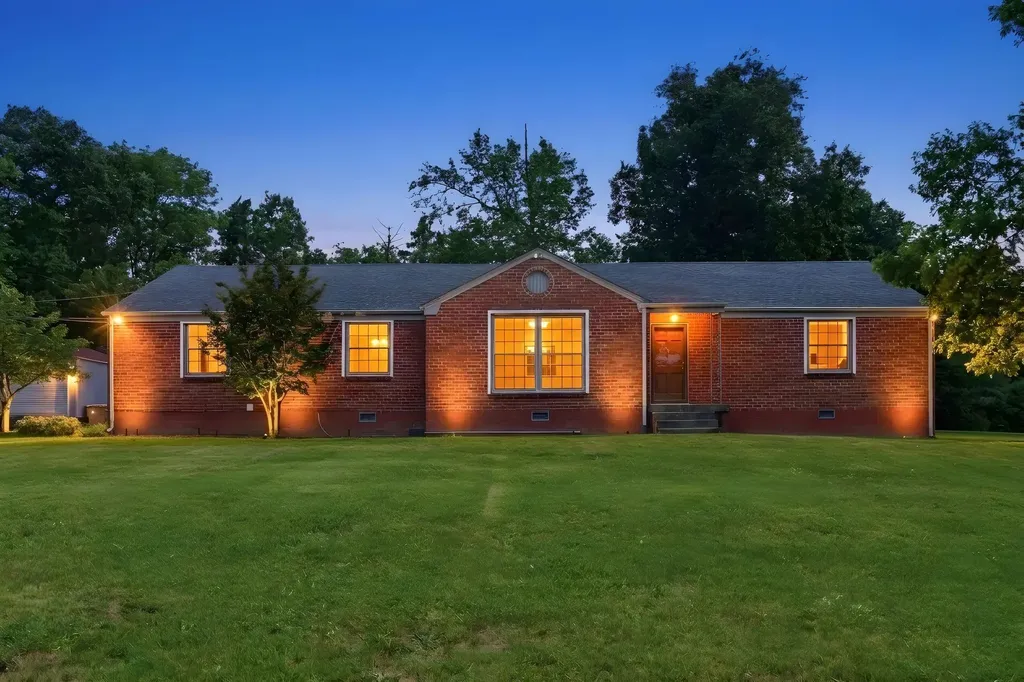 220 Linda Lane Madison TN 37115