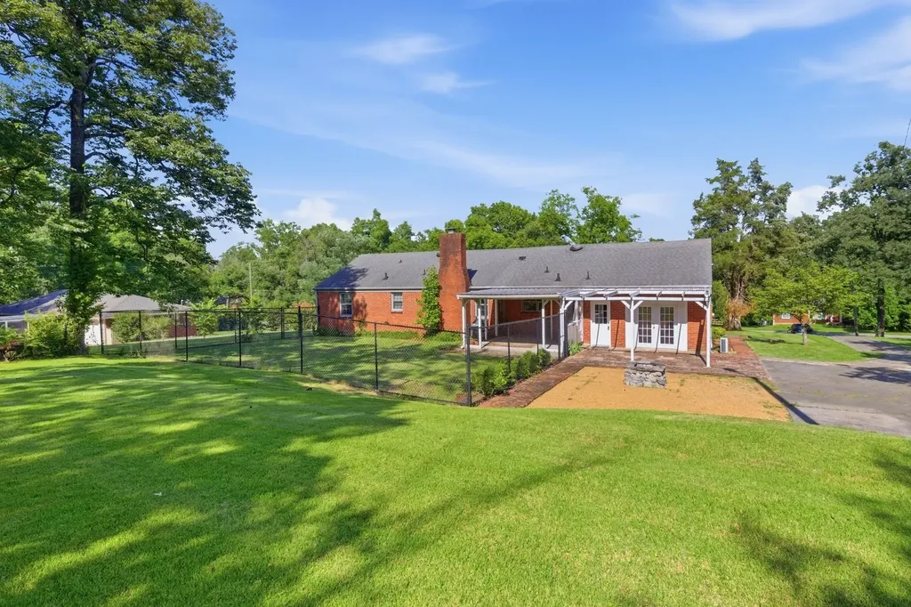 220 Linda Lane Madison TN 37115