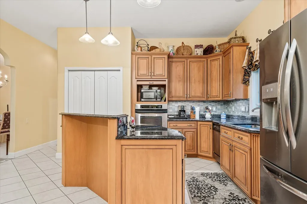141 Mountain View Drive Crossville TN 38558