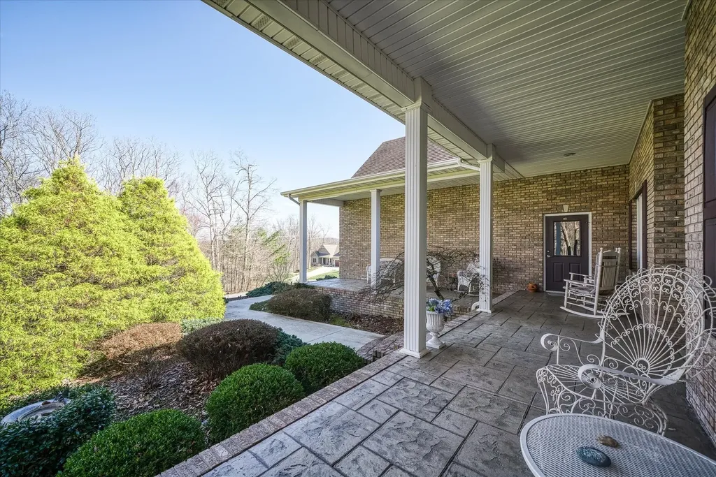 141 Mountain View Drive Crossville TN 38558