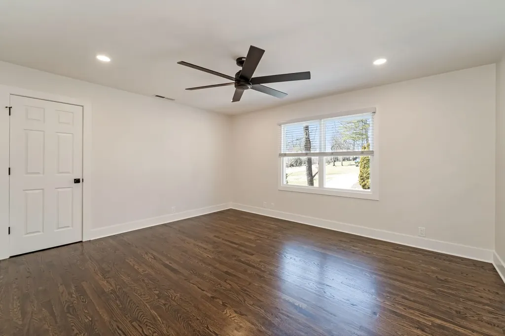 1736 Hillmont Drive Nashville TN 37215