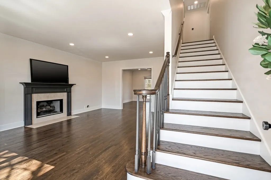 1736 Hillmont Drive Nashville TN 37215