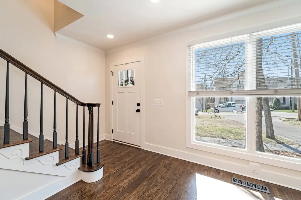 1736 Hillmont Drive Nashville TN 37215
