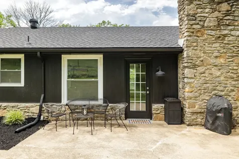 430 Kemper Dr, N Madison TN 37115