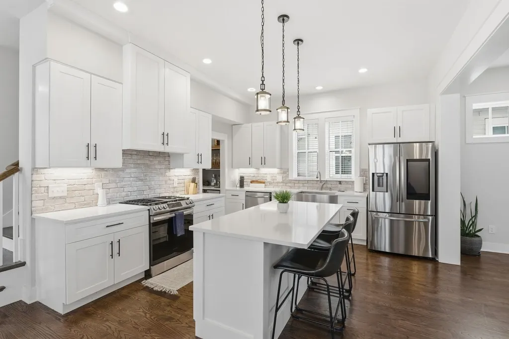 1508 E Stewarts Lane Nashville TN 37218