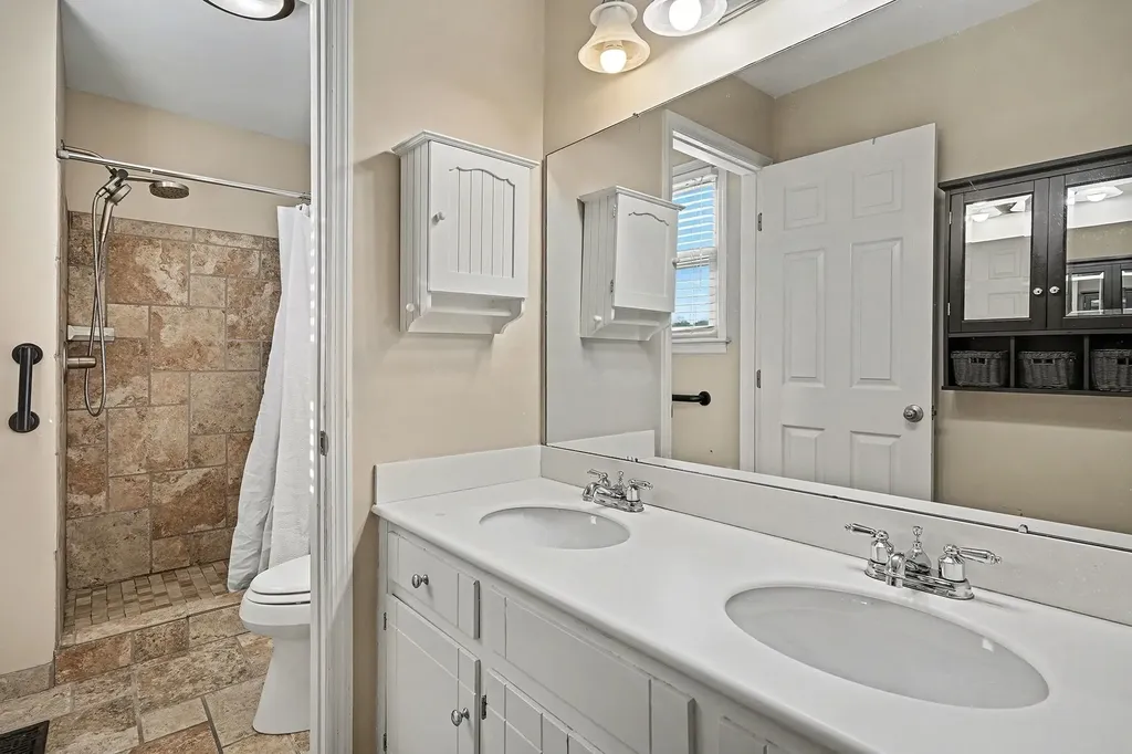 4313 Golden Hills Drive Nashville TN 37218