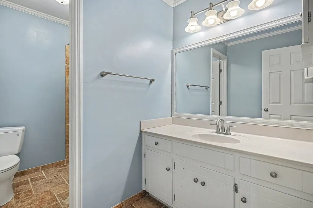 4313 Golden Hills Drive Nashville TN 37218