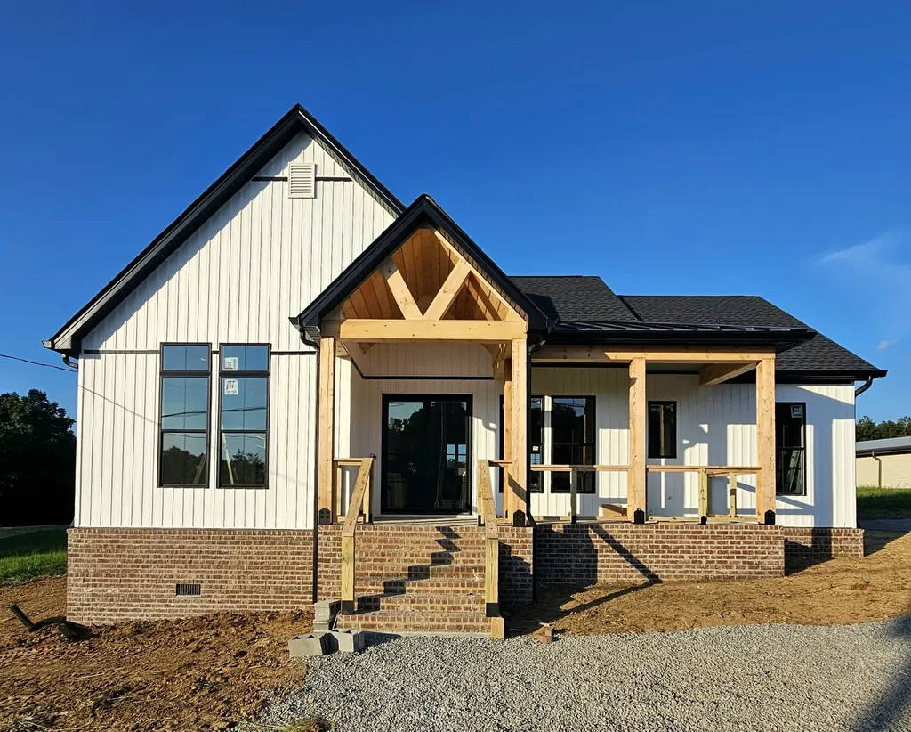 9007 Highway 7 Lyles TN 37098