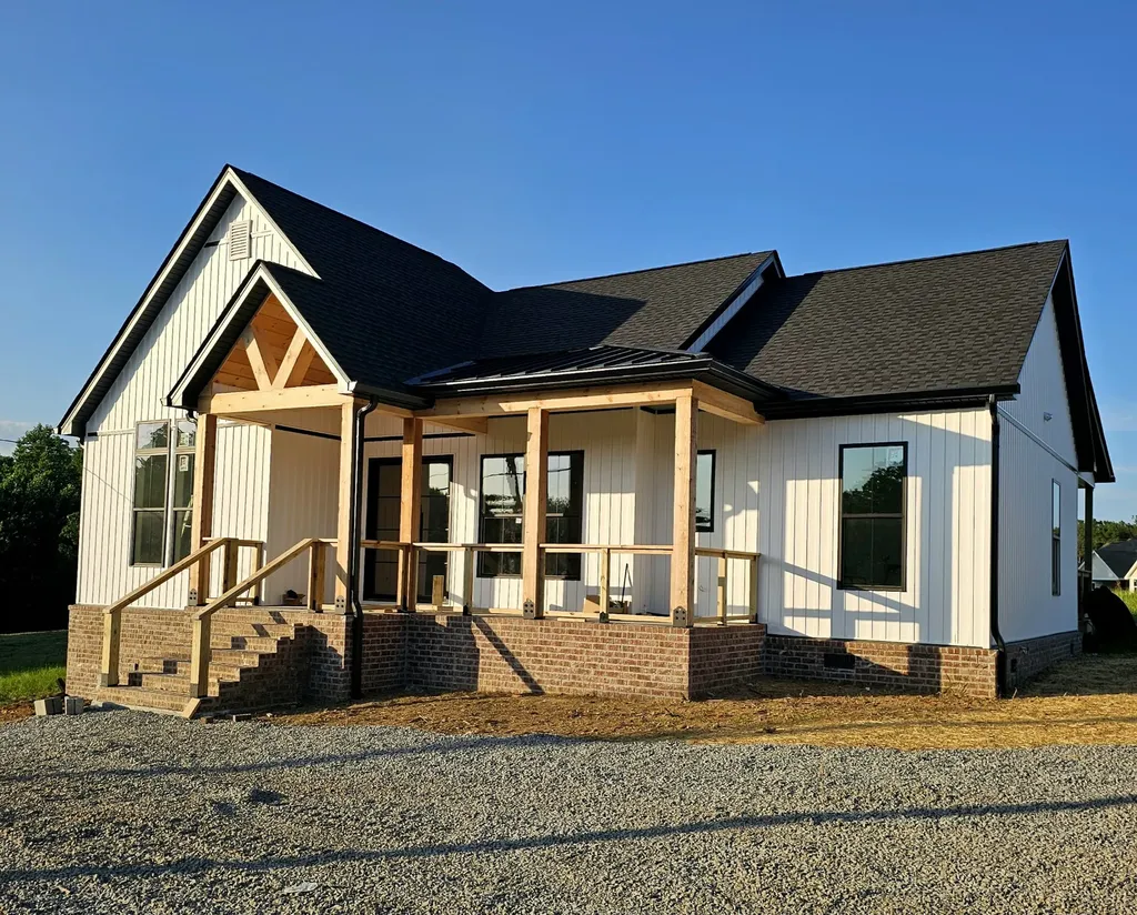 9007 Highway 7 Lyles TN 37098