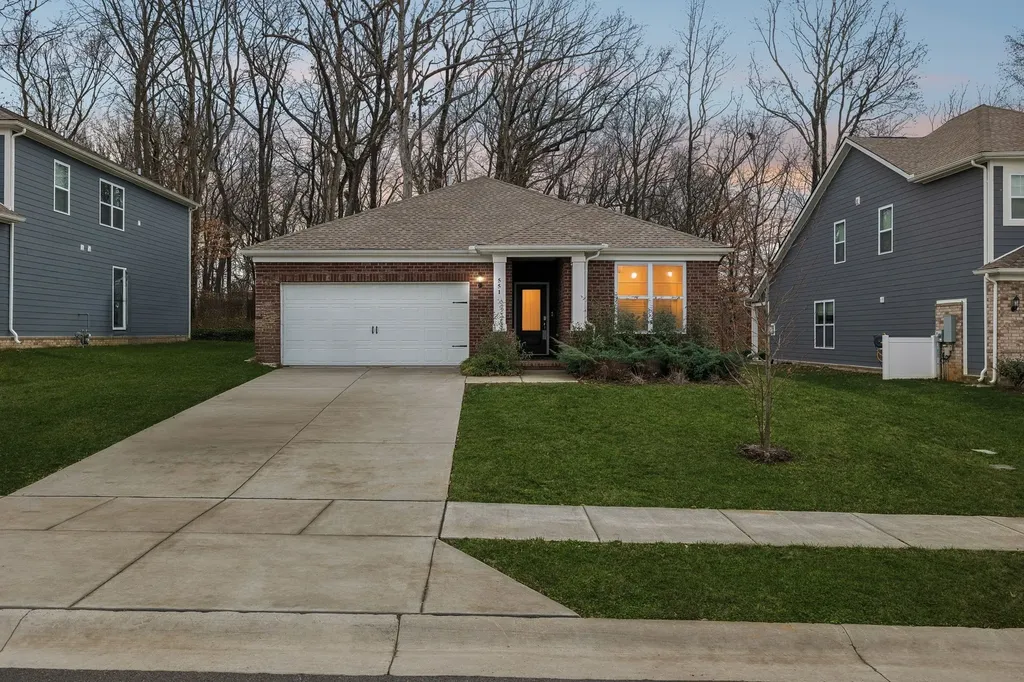 551 Ballard Drive White House TN 37188