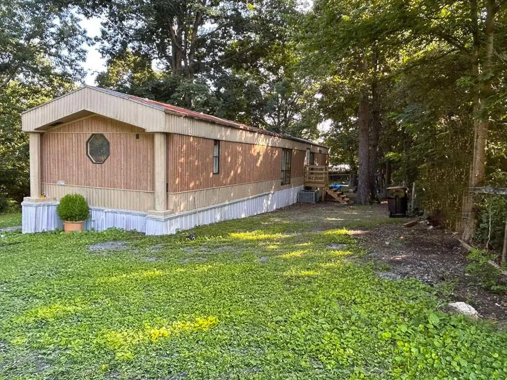 1050 SE Ellis Drive, SE Cleveland TN 37323