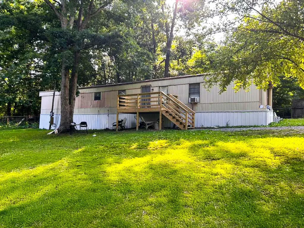 1050 SE Ellis Drive, SE Cleveland TN 37323