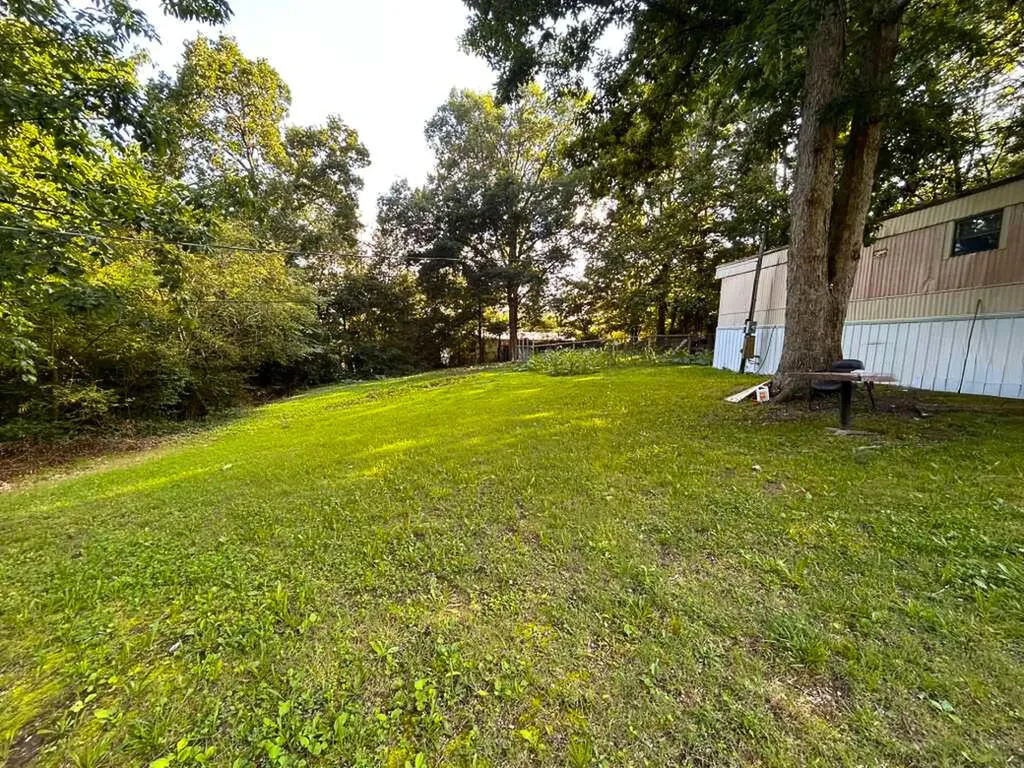 1050 SE Ellis Drive, SE Cleveland TN 37323