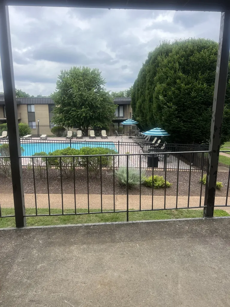 6680 Charlotte Pike Nashville TN 37209