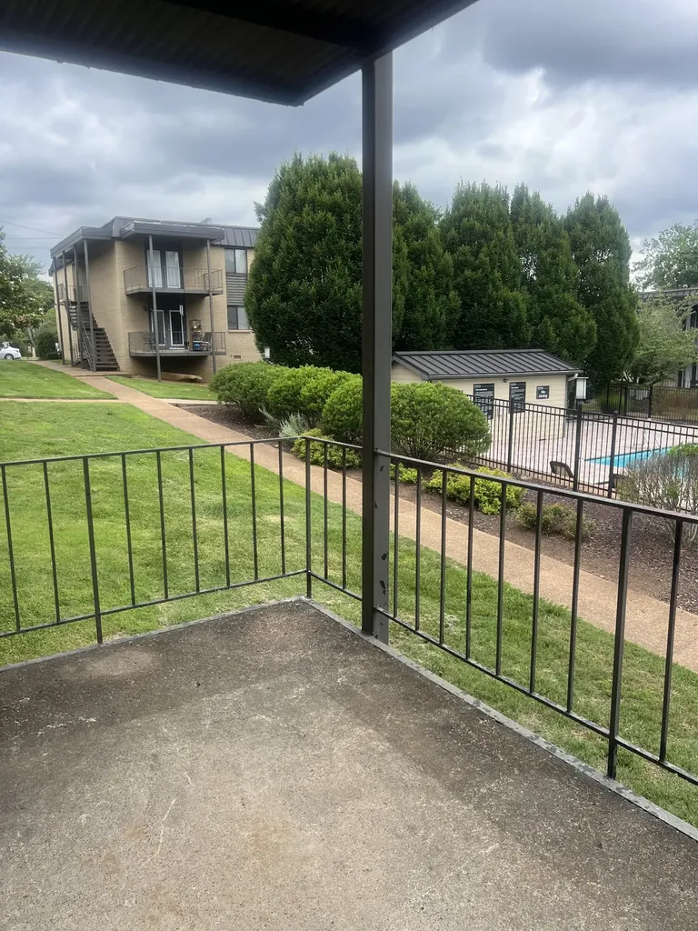 6680 Charlotte Pike Nashville TN 37209