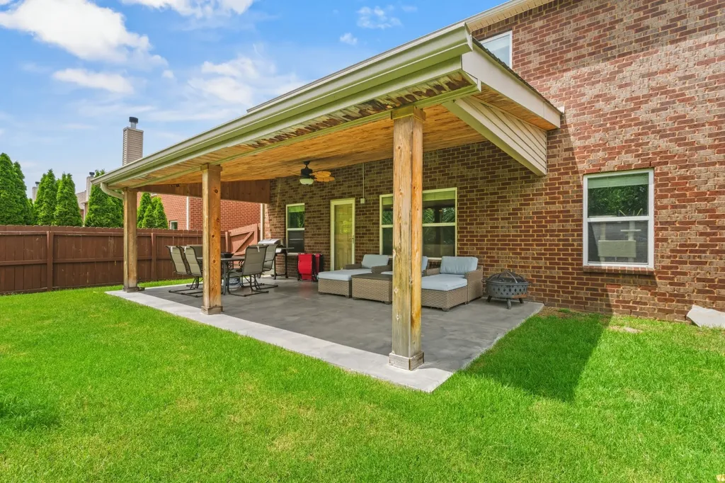 1011 Benwick Road Hendersonville TN 37075