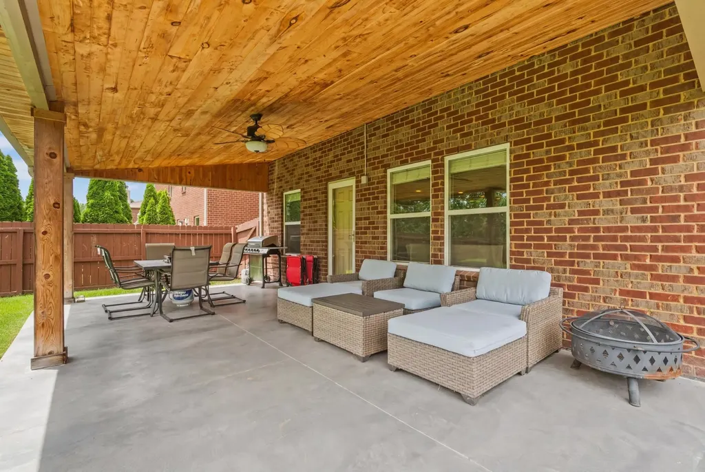 1011 Benwick Road Hendersonville TN 37075