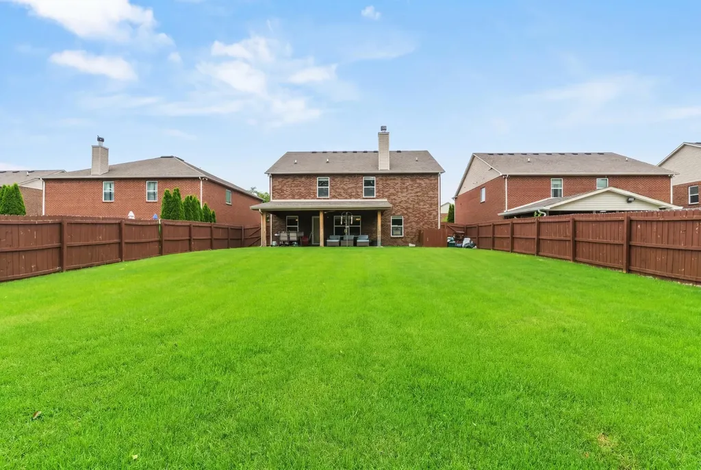 1011 Benwick Road Hendersonville TN 37075