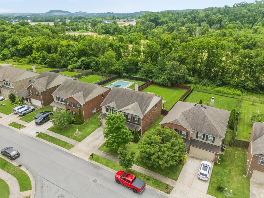 1011 Benwick Road Hendersonville TN 37075