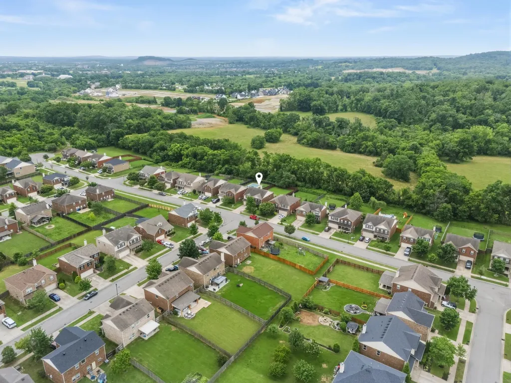1011 Benwick Road Hendersonville TN 37075